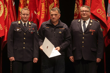 SVEČANA SEJA  GASILSKE ZVEZE CERKNICA 59 FOTO LJUBO VUKELIČ